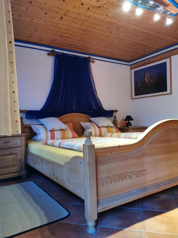 Gaestezimmer Reitinger Siegenburg 外观 照片